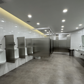 Baños TEC Louge